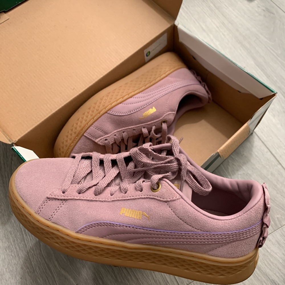 Puma sneakers